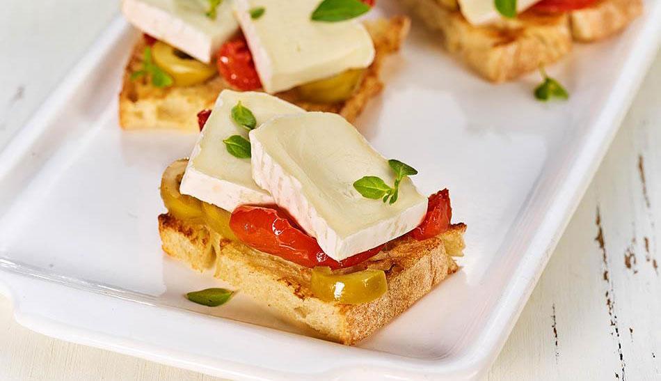 Mediterraanse bruschetta met brie